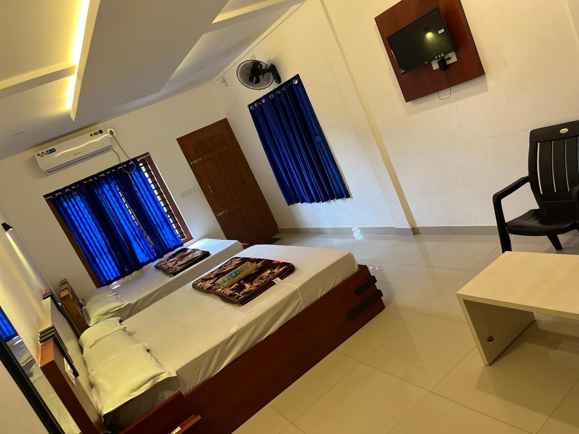 Dakshinakasi Guest House Thirunelly Екстер'єр фото